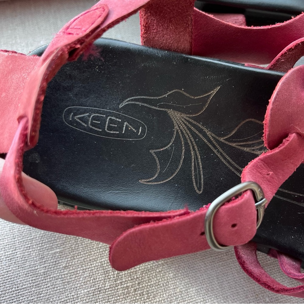 Keen Red Leather Alman Gladiator Ankle Strap Sandals, 9, Strappy Comfort - Picture 8 of 16